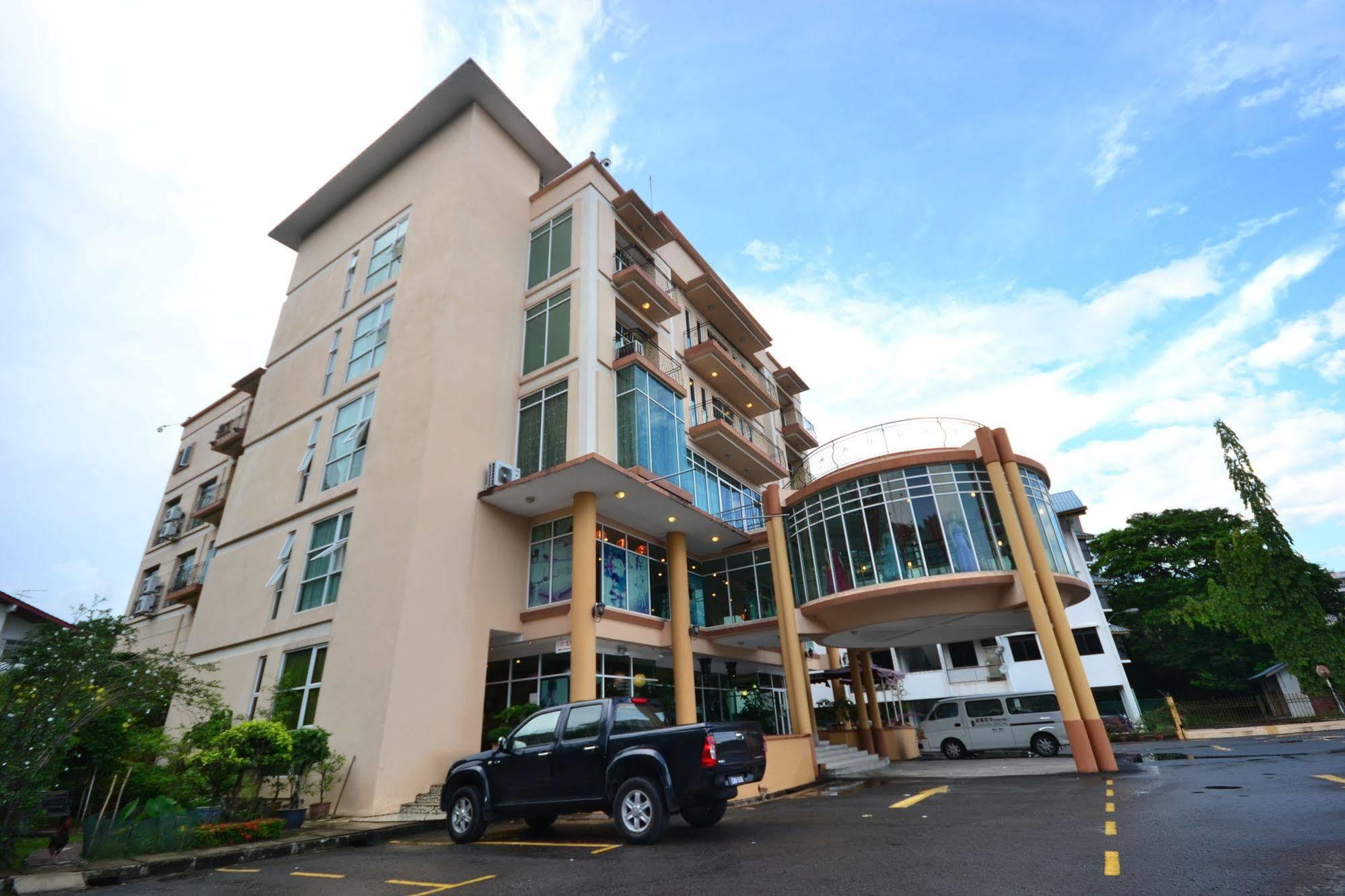 Lanvin Hotel Kota Kinabalu Zewnętrze zdjęcie