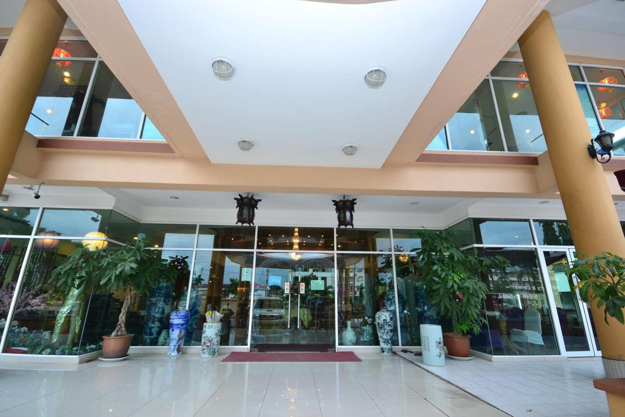 Lanvin Hotel Kota Kinabalu Zewnętrze zdjęcie